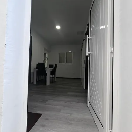 Ventana A La Catedral