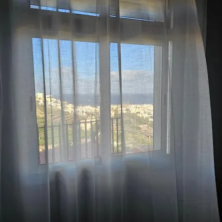 Ventana A La Catedral *